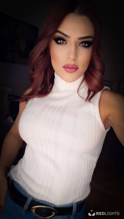 Gina foxx (Foto)