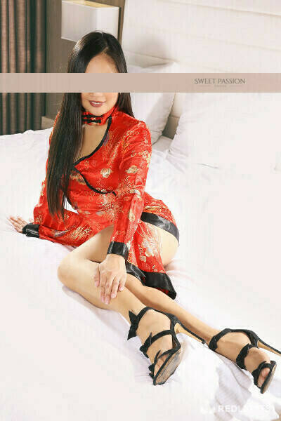 Escort Ling