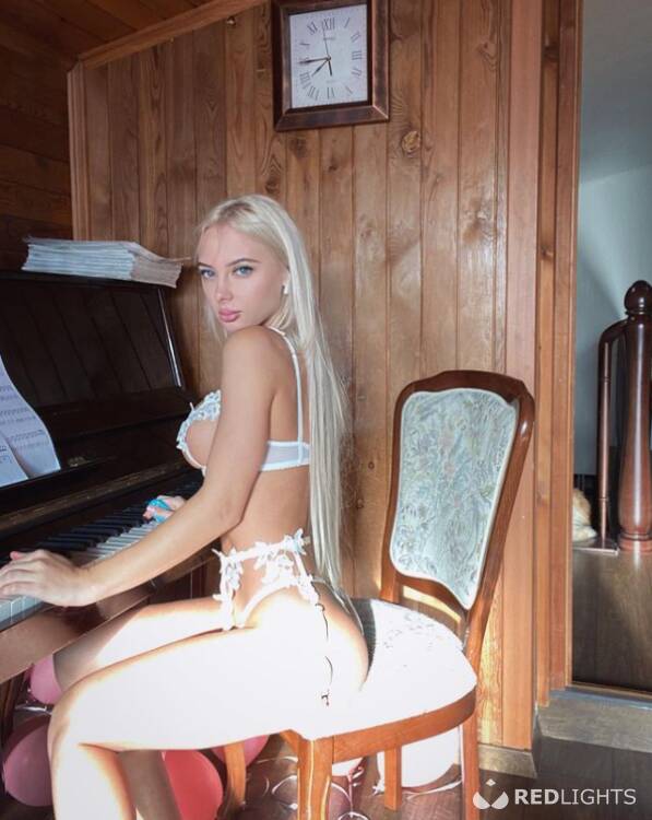 Escort SexService2020