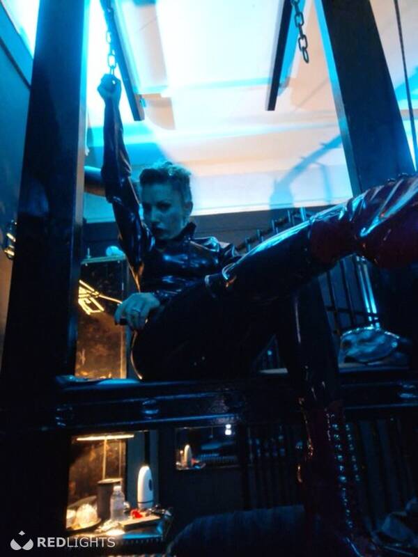 Mistress Emma (Foto)