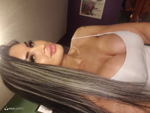 Ionela (Foto)